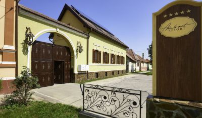 Imagine pentru Resort Ambient 5* valabile pentru Revelion 2025
