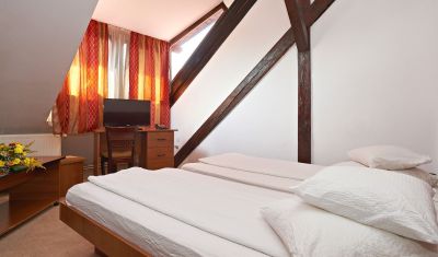 Imagine pentru Ambient Residence 3* valabile pentru Revelion 2026