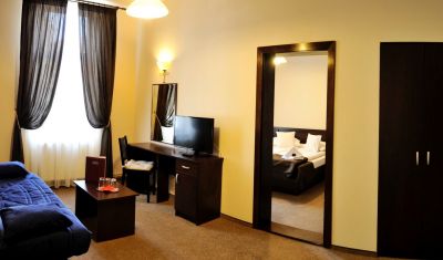 Imagine pentru Ambient Residence 3* valabile pentru Revelion 2026
