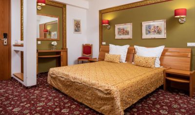 Imagine pentru Grand Hotel Brasov 4* valabile pentru Revelion 2026
