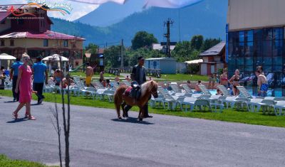Imagine pentru Grand Hotel Perla Ciucasului 3* valabile pentru Revelion 2026
