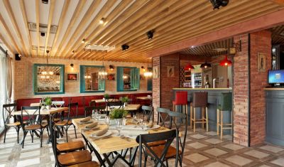 Imagine pentru Hotel Antik 3* valabile pentru Revelion 2026