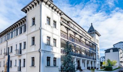 Imagine pentru Hotel Carolin 4* valabile pentru Revelion 2026