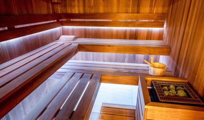 Imagine pentru Hotel Carolin 4* valabile pentru Revelion 2026