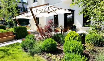 Imagine pentru Hotel Carolin 4* valabile pentru Revelion 2026