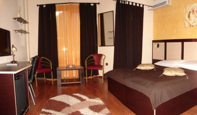 Imagine pentru Hotel Golden Spirit 3* valabile pentru Revelion 2026