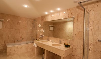 Imagine pentru Hotel Hilton Sibiu 5* valabile pentru Revelion 2026