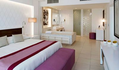 Imagine pentru Hotel Iberostar Bella Vista 5* valabile pentru Revelion 2026