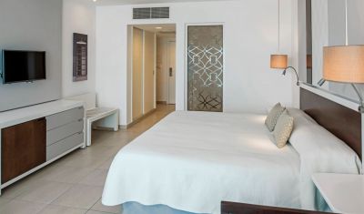 Imagine pentru Hotel Iberostar Bella Vista 5* valabile pentru Revelion 2026