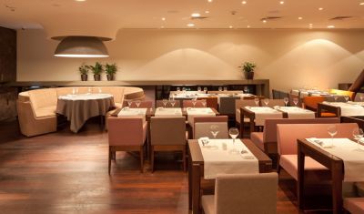 Imagine pentru Hotel Kronwell 4* valabile pentru Revelion 2026
