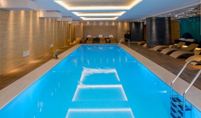 Imagine pentru Hotel Kronwell 4* valabile pentru Revelion 2026