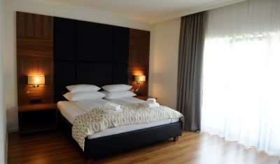 Imagine pentru Hotel Mirage Resort 4* valabile pentru Revelion 2026