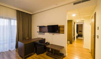 Imagine pentru Hotel Mirage Resort 4* valabile pentru Revelion 2026