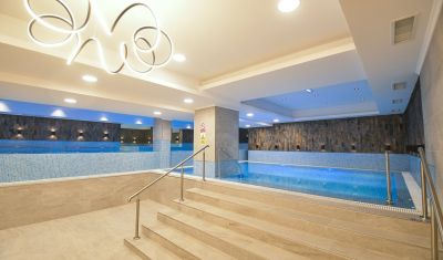 Imagine pentru Hotel Mirage Resort 4* valabile pentru Revelion 2026