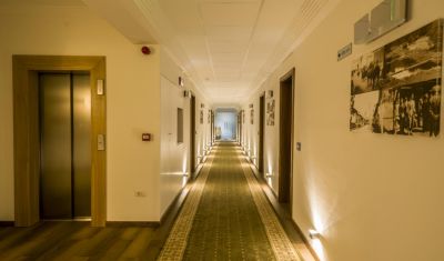 Imagine pentru Hotel Mirage Resort 4* valabile pentru Revelion 2026