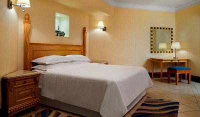 Imagine pentru Hotel Sheraton Jumeirah Beach 5* valabile pentru Revelion 2026