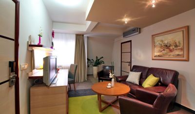 Imagine pentru Hotel Zlatibor Mona 4*  valabile pentru Revelion 2026