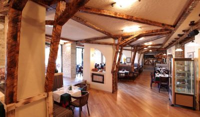 Imagine pentru Hotel Zlatibor Mona 4*  valabile pentru Revelion 2026