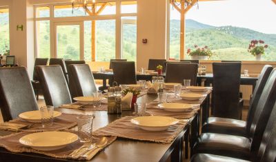 Imagine pentru Motel Prislop  valabile pentru Revelion 2026