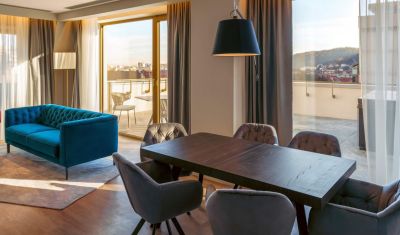 Imagine pentru Radisson Blu Aurum Hotel 5* valabile pentru Revelion 2026