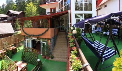Imagine pentru Vila Select 3* valabile pentru Revelion 2026