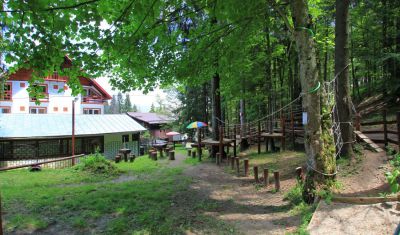 Imagine pentru Vila Select 3* valabile pentru Revelion 2026