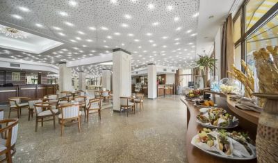 Imagine pentru Hotel HVD Riviera Beach 5*  valabile pentru Rusalii 