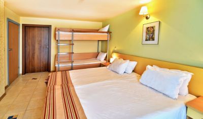 Imagine pentru Hotel Kaliopa 3*  valabile pentru Rusalii 