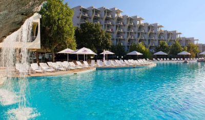 Imagine pentru Hotel Laguna Beach 4*  valabile pentru Rusalii 