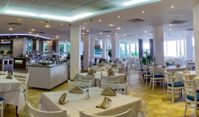 Imagine pentru Hotel Luna 4* valabile pentru Rusalii 