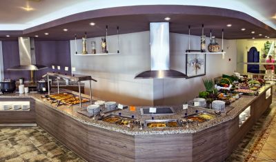 Imagine pentru Hotel Luna 4* valabile pentru Rusalii 