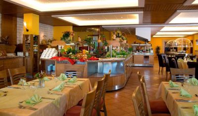 Imagine pentru Hotel Malibu 4*  valabile pentru Rusalii 