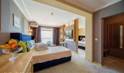 Imagine pentru Hotel Marina 4*  valabile pentru Rusalii 