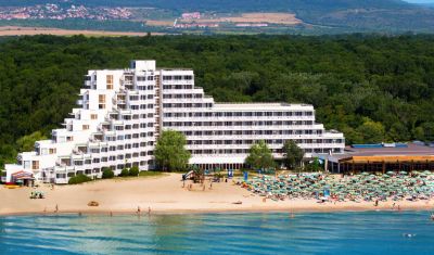 Imagine pentru Hotel Gergana 4*  valabile pentru Rusalii 2022