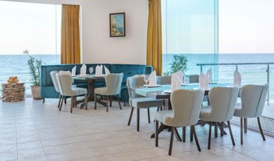 Imagine pentru Hotel Marina 4*  valabile pentru Rusalii 2022