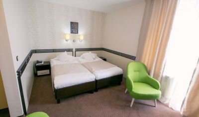 Imagine pentru Hotel International 4* valabile pentru Rusalii 2023