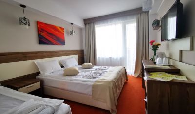 Imagine pentru Hotel Olimpic 4* valabile pentru Rusalii 2023