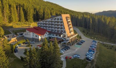 Imagine pentru Hotel Pestera 4* valabile pentru Rusalii 2023