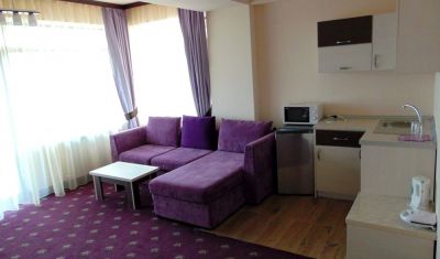 Imagine pentru Hotel Leon Beach Resort 3* valabile pentru Rusalii 2025