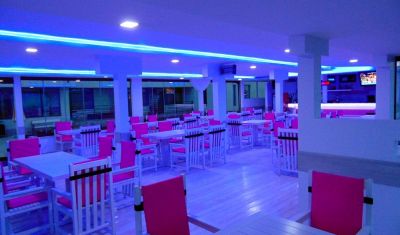 Imagine pentru Hotel Leon Beach Resort 3* valabile pentru Rusalii 2025