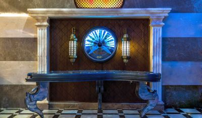 Imagine pentru First Central Hotel Suites 4* valabile pentru Sezon 