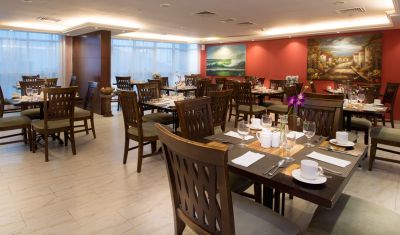 Imagine pentru First Central Hotel Suites 4* valabile pentru Sezon 