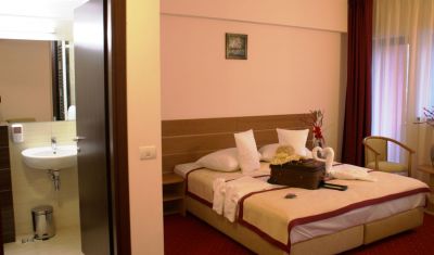 Imagine pentru Hotel Carpati 3* valabile pentru Valentines Day 2020