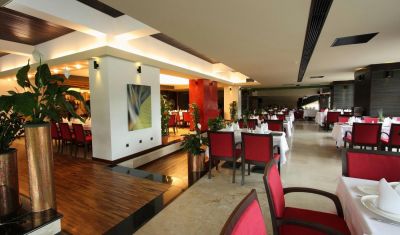 Imagine pentru Hotel Orizont 4* valabile pentru Valentines Day 2020