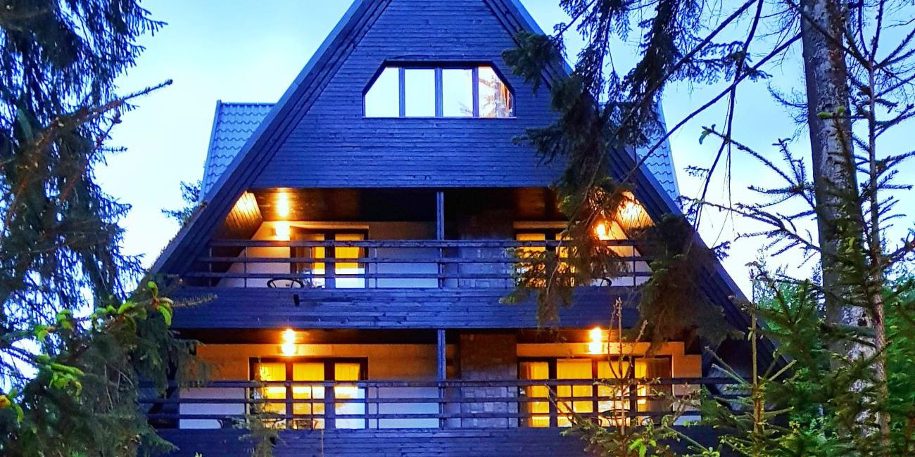 Oferta pentru Munte 2025 Hotel Smart 4* - Fara Masa