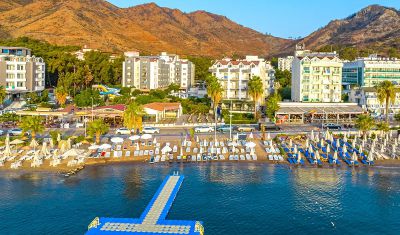Oferta pentru Litoral 2023 Hotel Caprice Beach 4* - All Inclusive