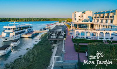 Oferta pentru Delta Dunarii 2023 Hotel Mon Jardin 4* - Mic Dejun/Mic Dejun + Fisa Cont