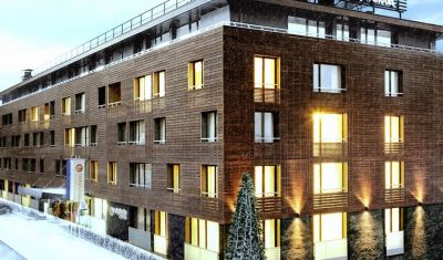Oferta pentru Iarna 2023/2024 Aparthotel Lucky Bansko 5* - Mic Dejun/Demipensiune