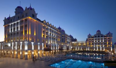 Oferta pentru Litoral 2025 OZ Hotels Side Premium 5* - All Inclusive