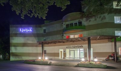 Oferta pentru Litoral 2023 Hotel Ljuljak 3* - Demipensiune/All Inclusive Light